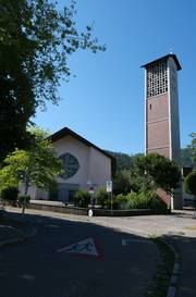 Kath. Pfarrkirche St. Barbara in Freiburg-Littenweiler
