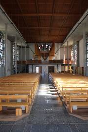 Kath. Pfarrkirche St. Barbara in Freiburg-Littenweiler