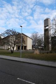 Kath. Pfarrkirche St. Heinrich und Kunigunde in Karlsruhe-Neureut-Kirchfeld